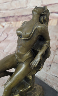 Pasquale Delor Nude Bronze Sculpture – Elegant Female Figure on Marble Base
