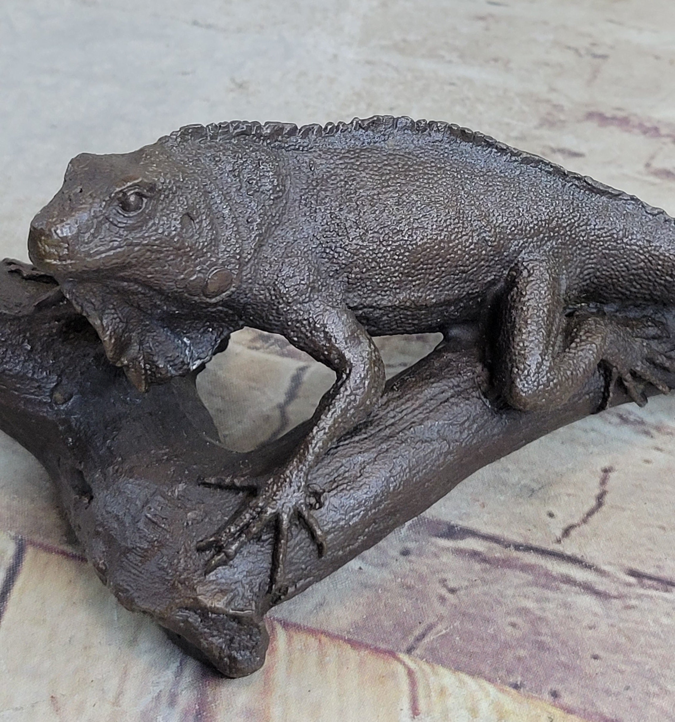 Bronze Iguana on Tree Branch Sculpture Classic Reptile Artwork