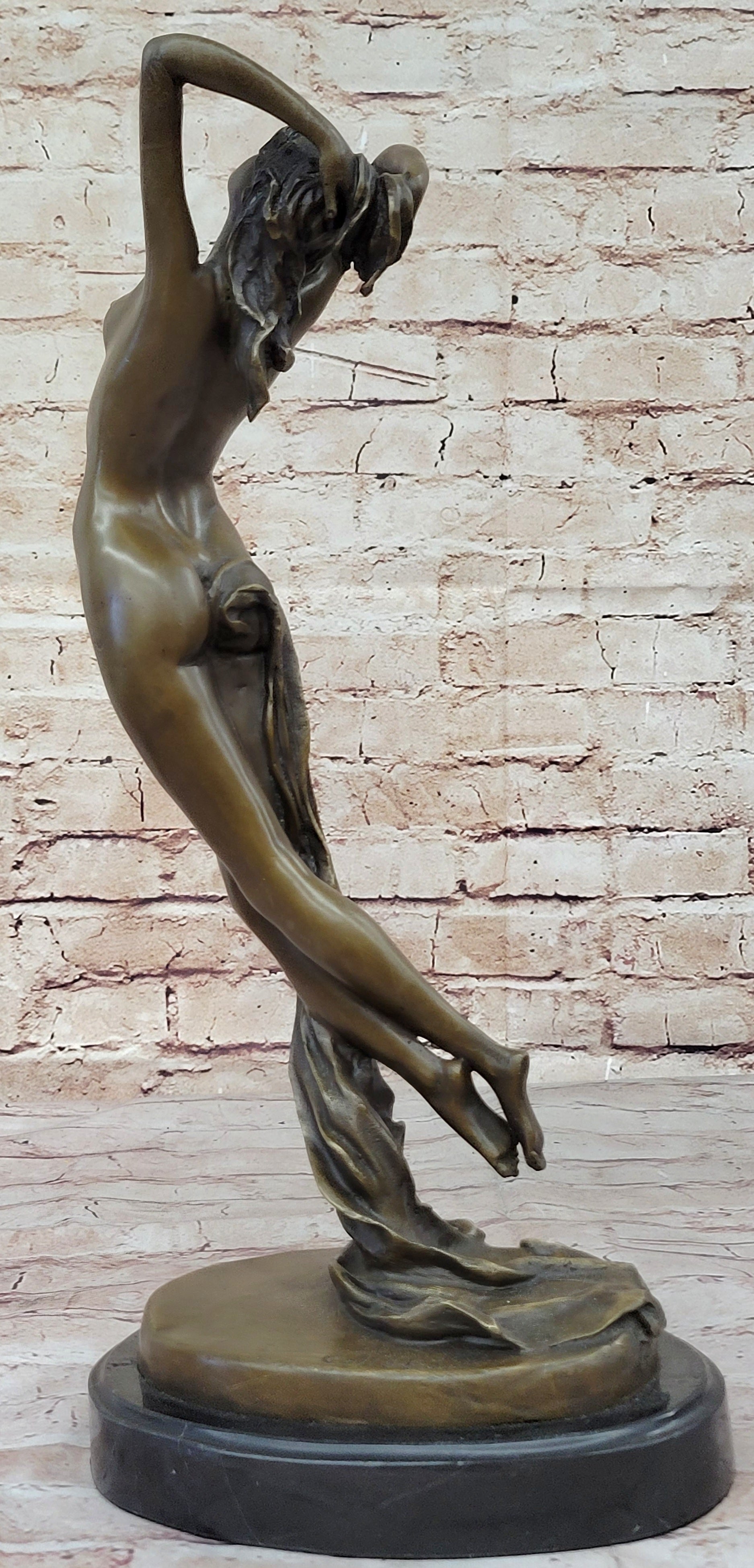 Hot Cast Bronze Nude Girl Floating Female Figuring Art Deco Bronze Sculpture
