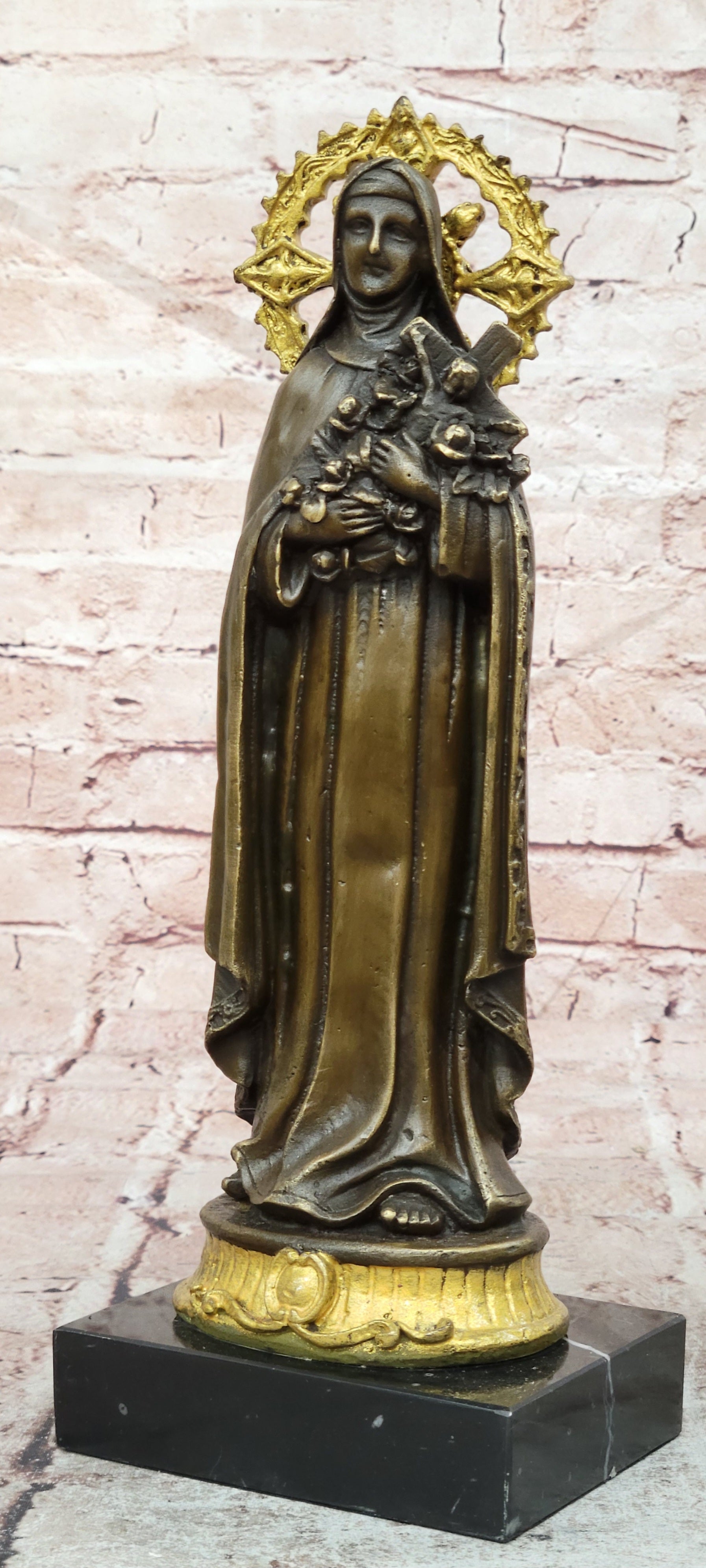 Bronze statue LITTLE FLOWER OF JESUS Clutching a Cross Hot Cast Classic Artwork