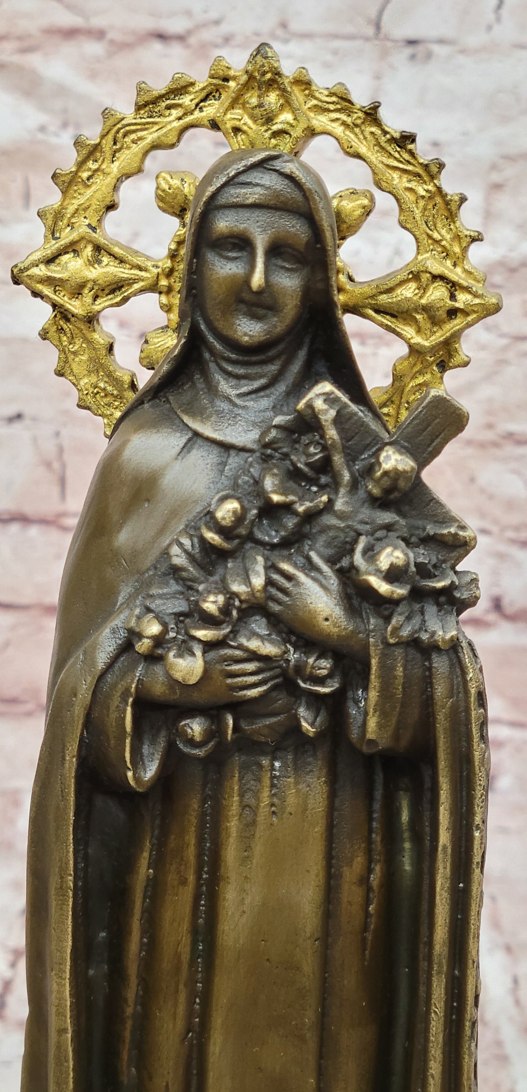 Bronze statue LITTLE FLOWER OF JESUS Clutching a Cross Hot Cast Classic Artwork