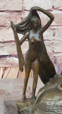 Surreal Melting Clock Bronze – Salvador Dalí Sculpture