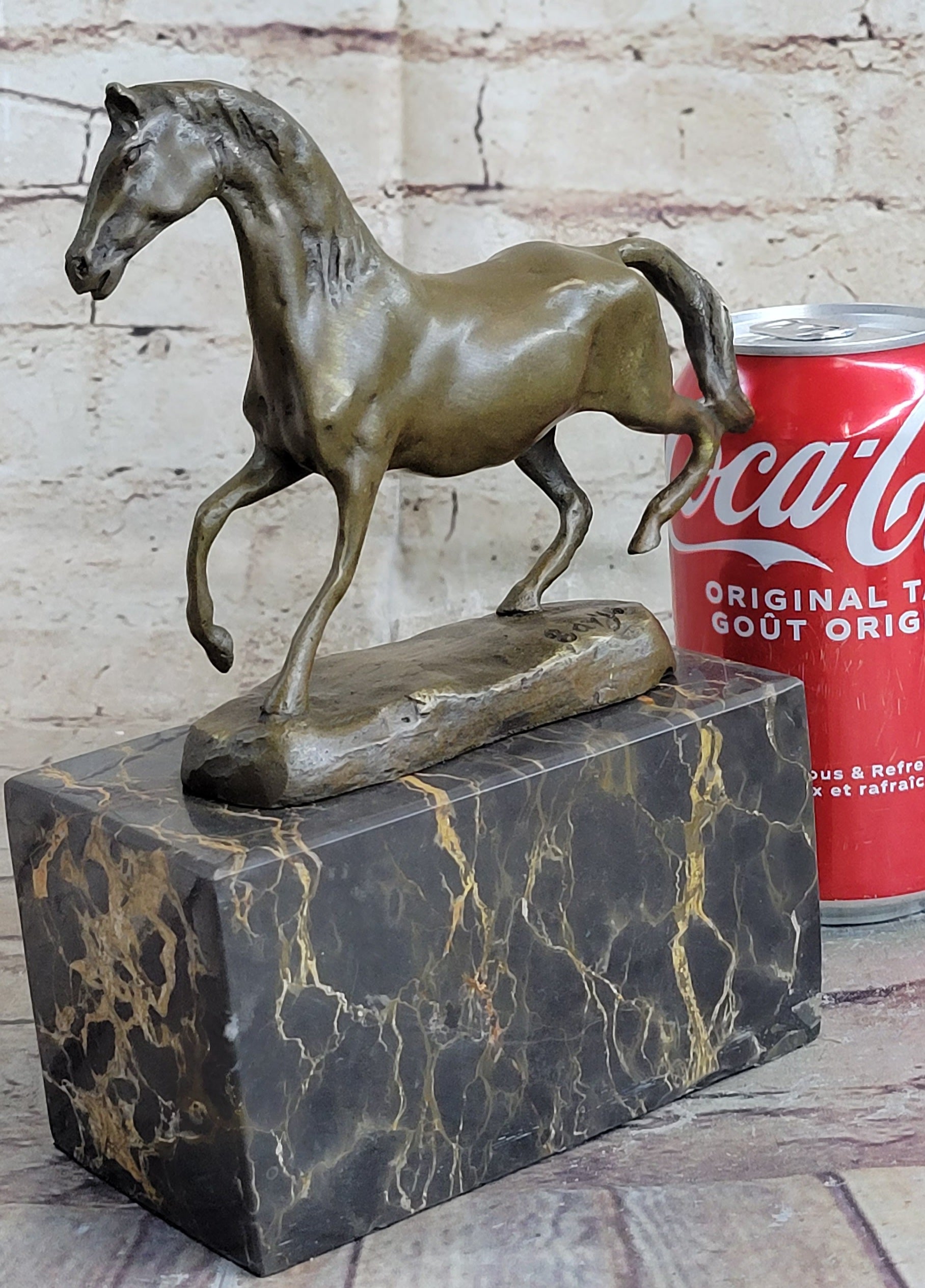 Hot Cast Bronze Galloping Horse Miniature Sculpture on Marble Base