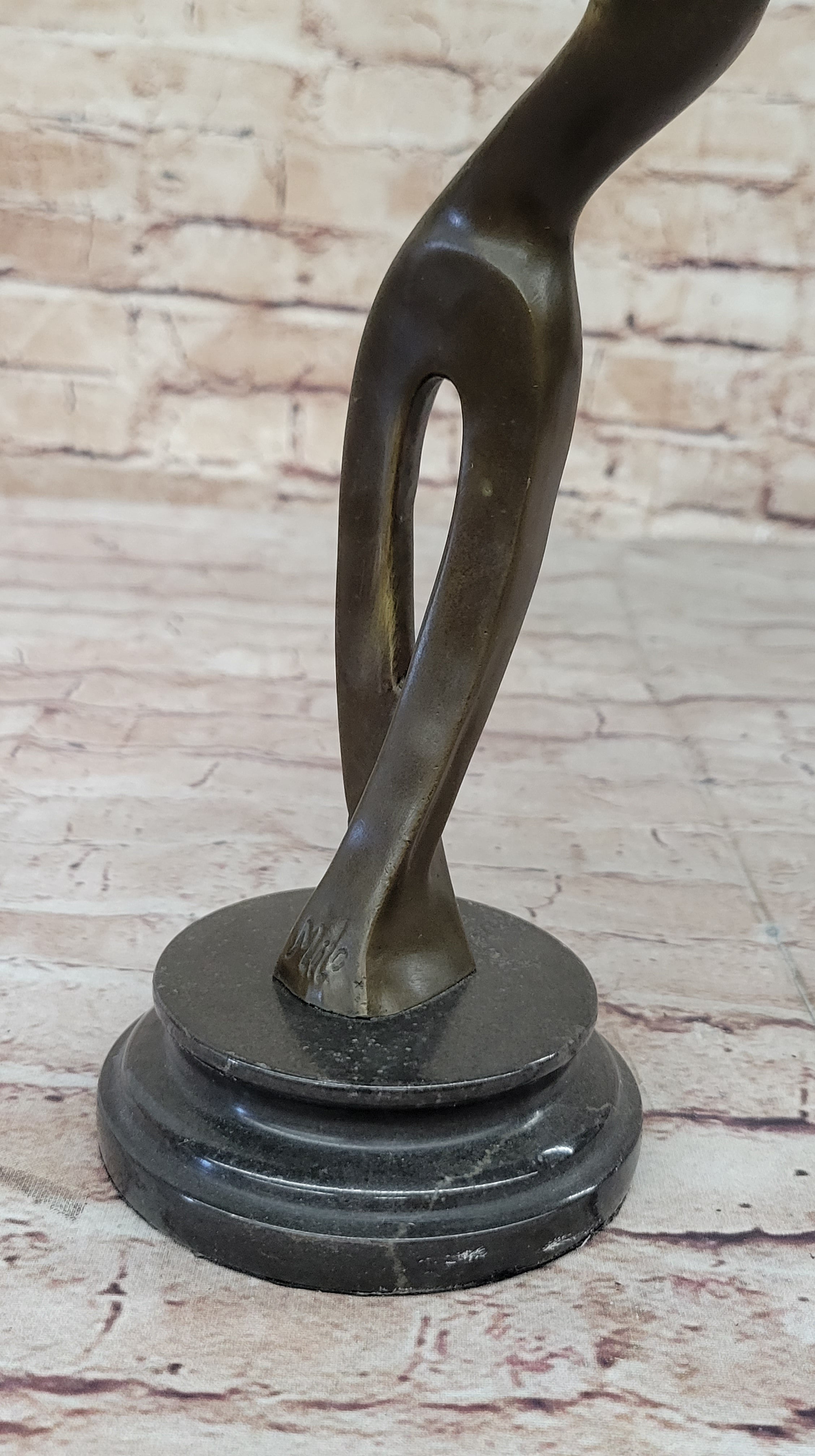 Signed Milo Abstract Tall Golfer Trophy Golf Figure