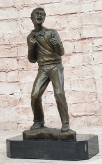Signed Street Fighter Bronze Sculpture Hot Cast
