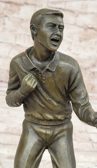 Signed Street Fighter Bronze Sculpture Hot Cast