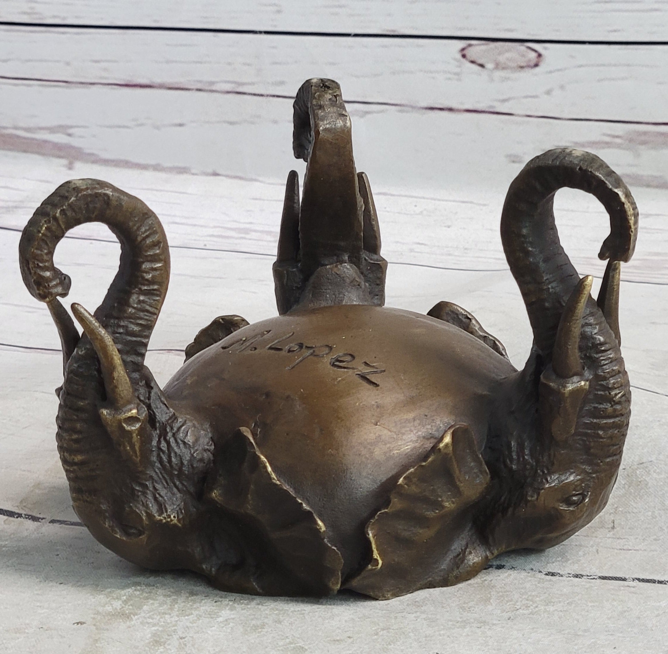 Bronze Metal Elephant Candy Dish Ashtray Art Sculpture
