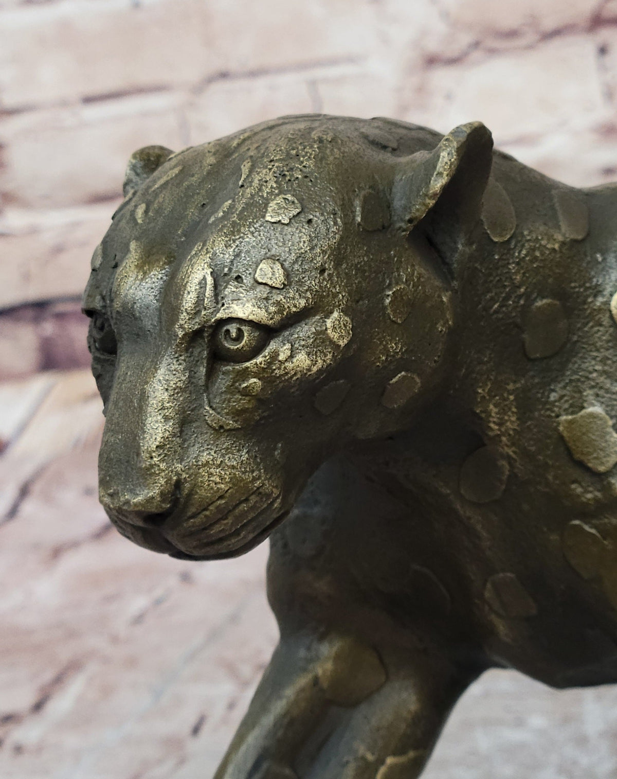Hot Cast Bronze Cheetah Cat Sculpture