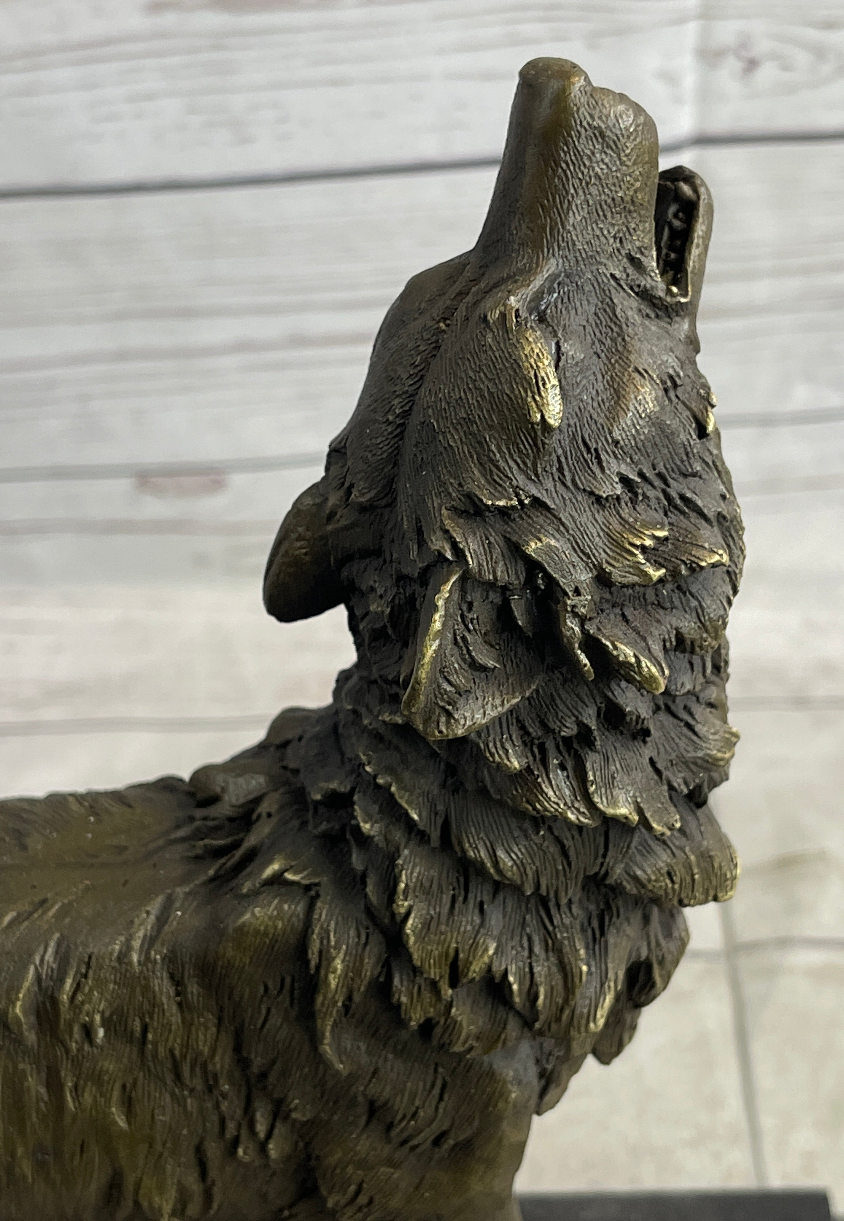 Hot Cast Bronze Howling Wolf Sculpture by Milo