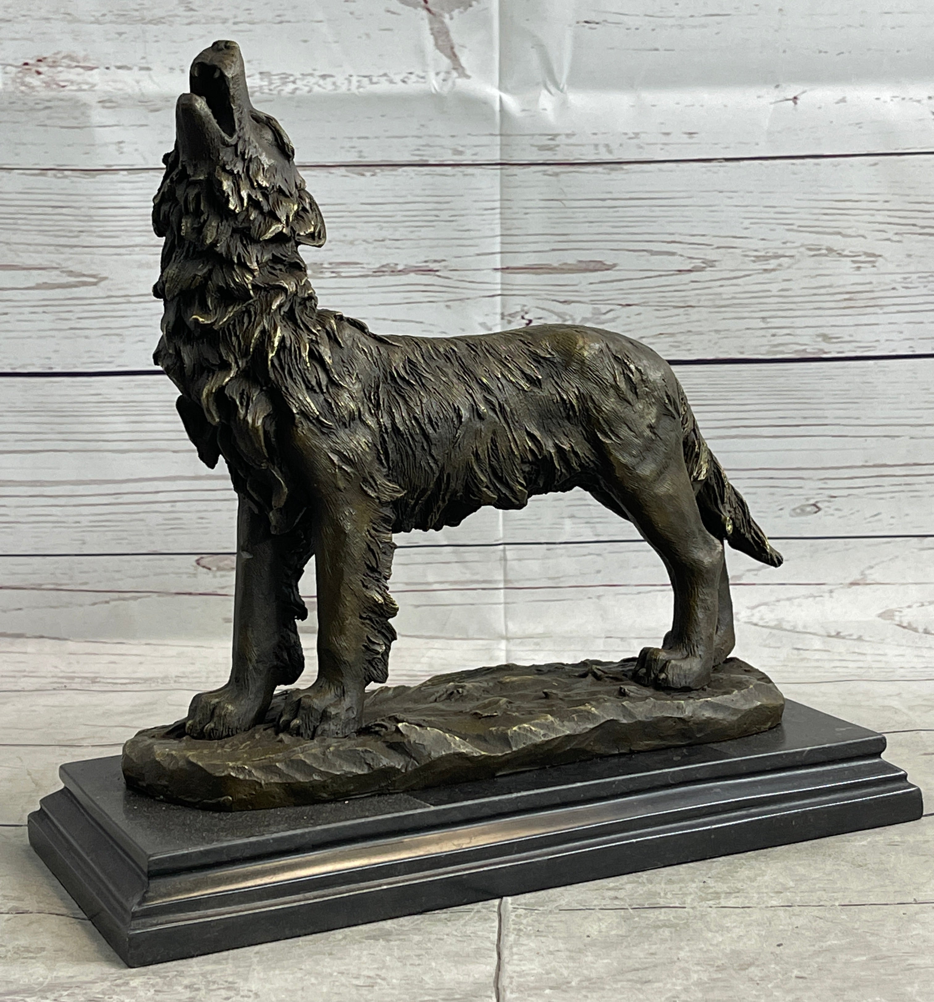 Hot Cast Bronze Howling Wolf Sculpture by Milo