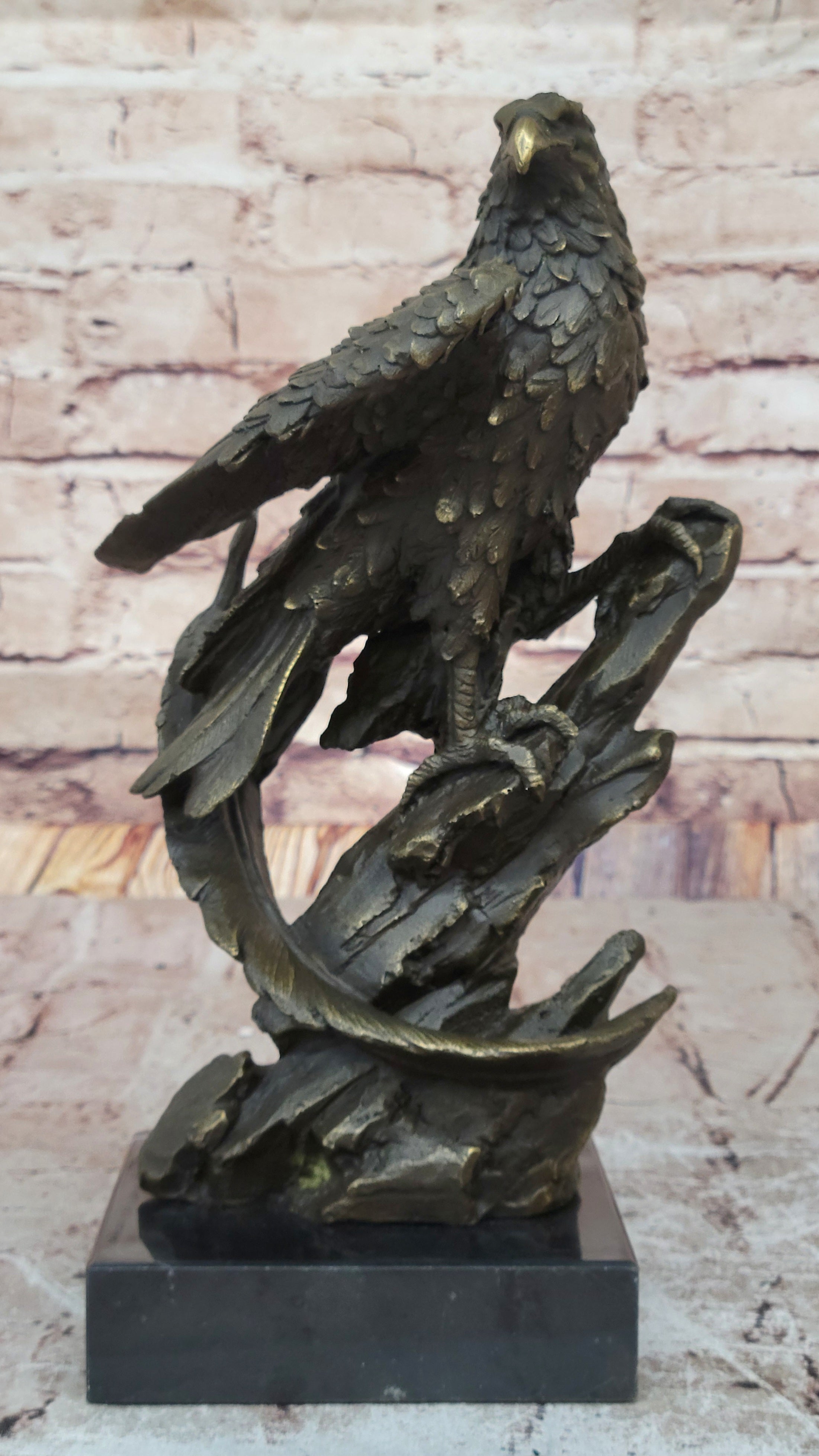 Bronze Eagle Sculpture – Majestic Bird of Prey on Marble Base