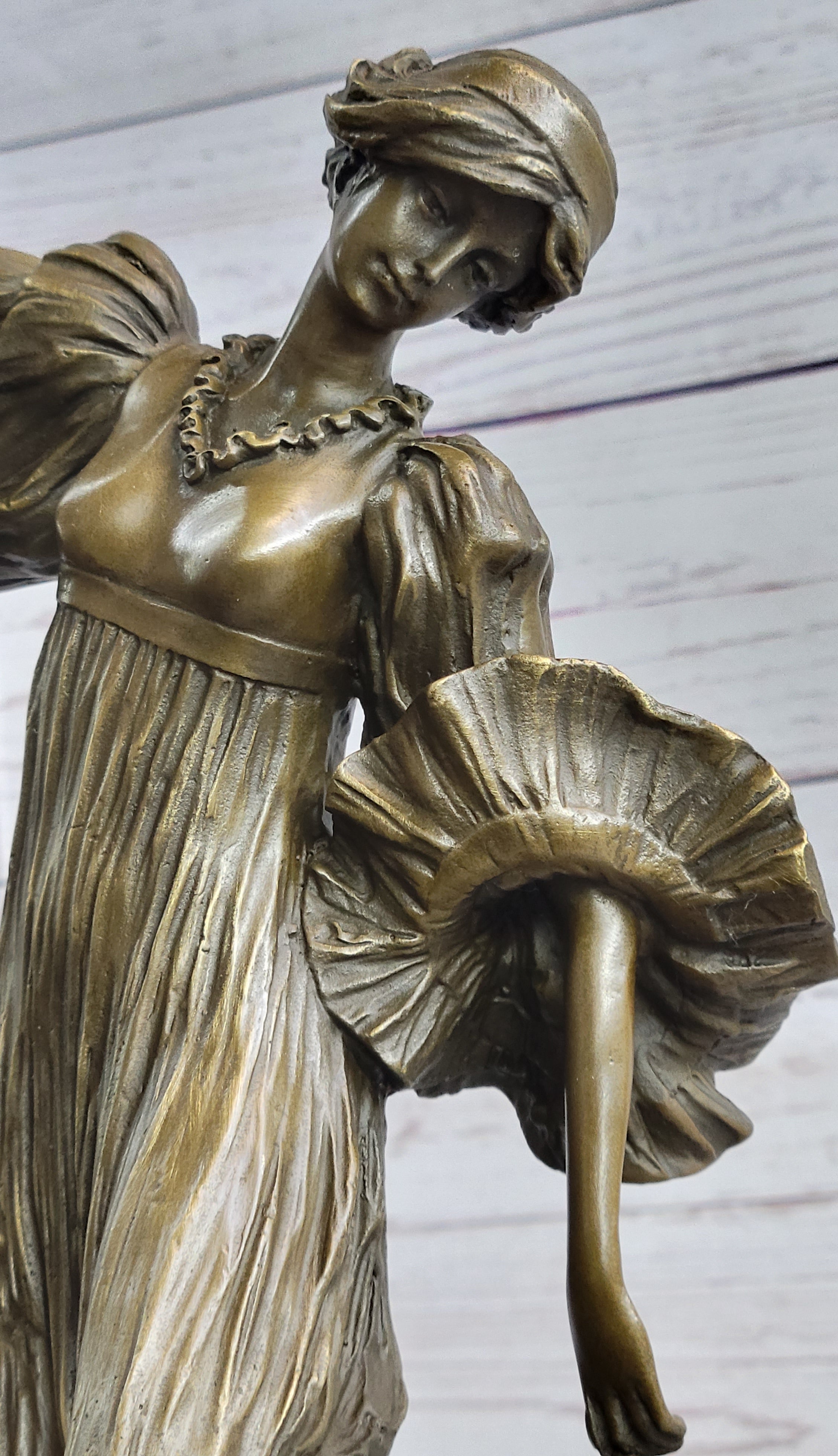 Agathon Léonard Danseuse Chantant Bronze 16" x 6.5"