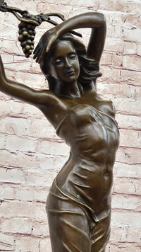 Nude Female Figure Sexy Girl Stretching Grapes Vineyard Wine Bronze Sculpture Statue Decor Original Art