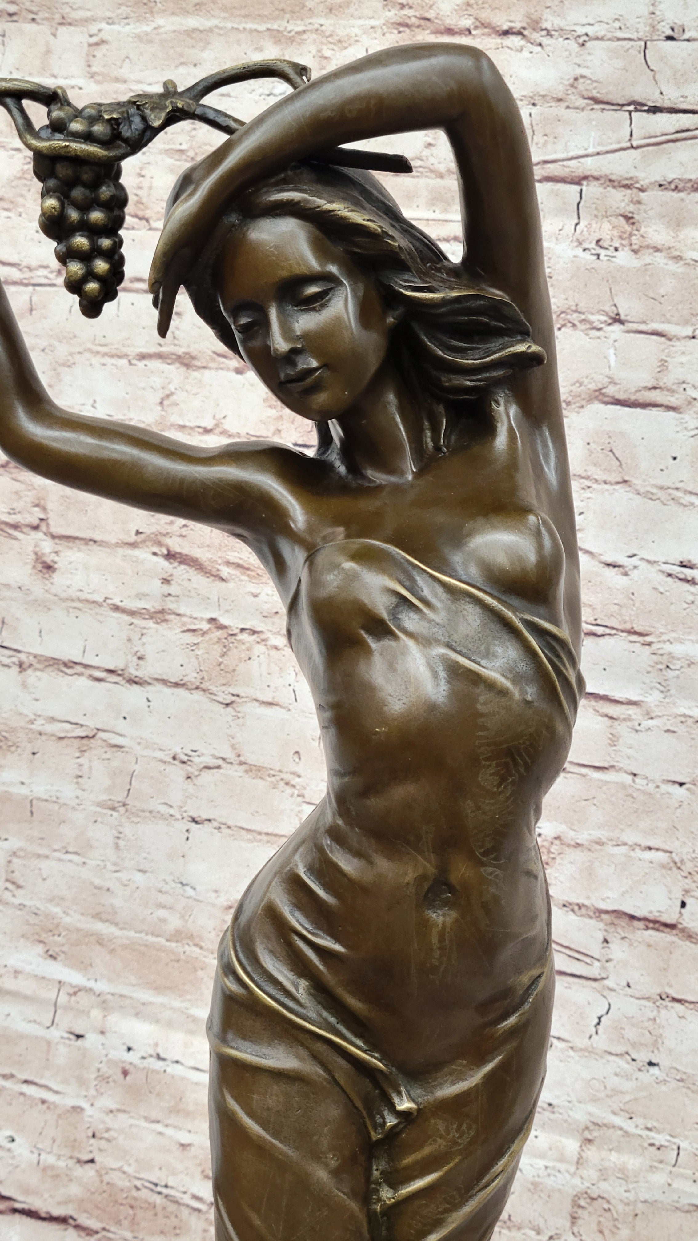 Nude Female Figure Sexy Girl Stretching Grapes Vineyard Wine Bronze Sculpture Statue Decor Original Art