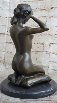 Signed Aldo Vitaleh Femme Agenouille Nude Lady Bronze Sculpture Lost Wax Artwork