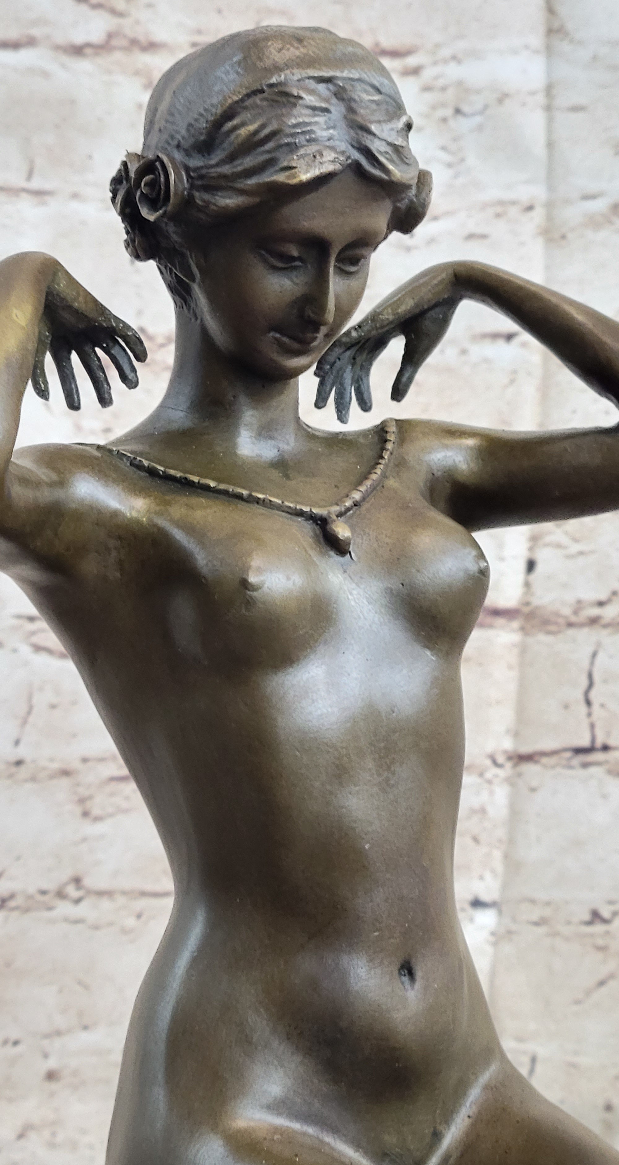 Signed Aldo Vitaleh Femme Agenouille Nude Lady Bronze Sculpture Lost Wax Artwork