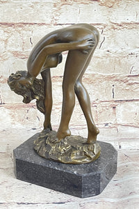 Signed Italian Artist Vitaleh Sexy Woman Bronze Sculpture