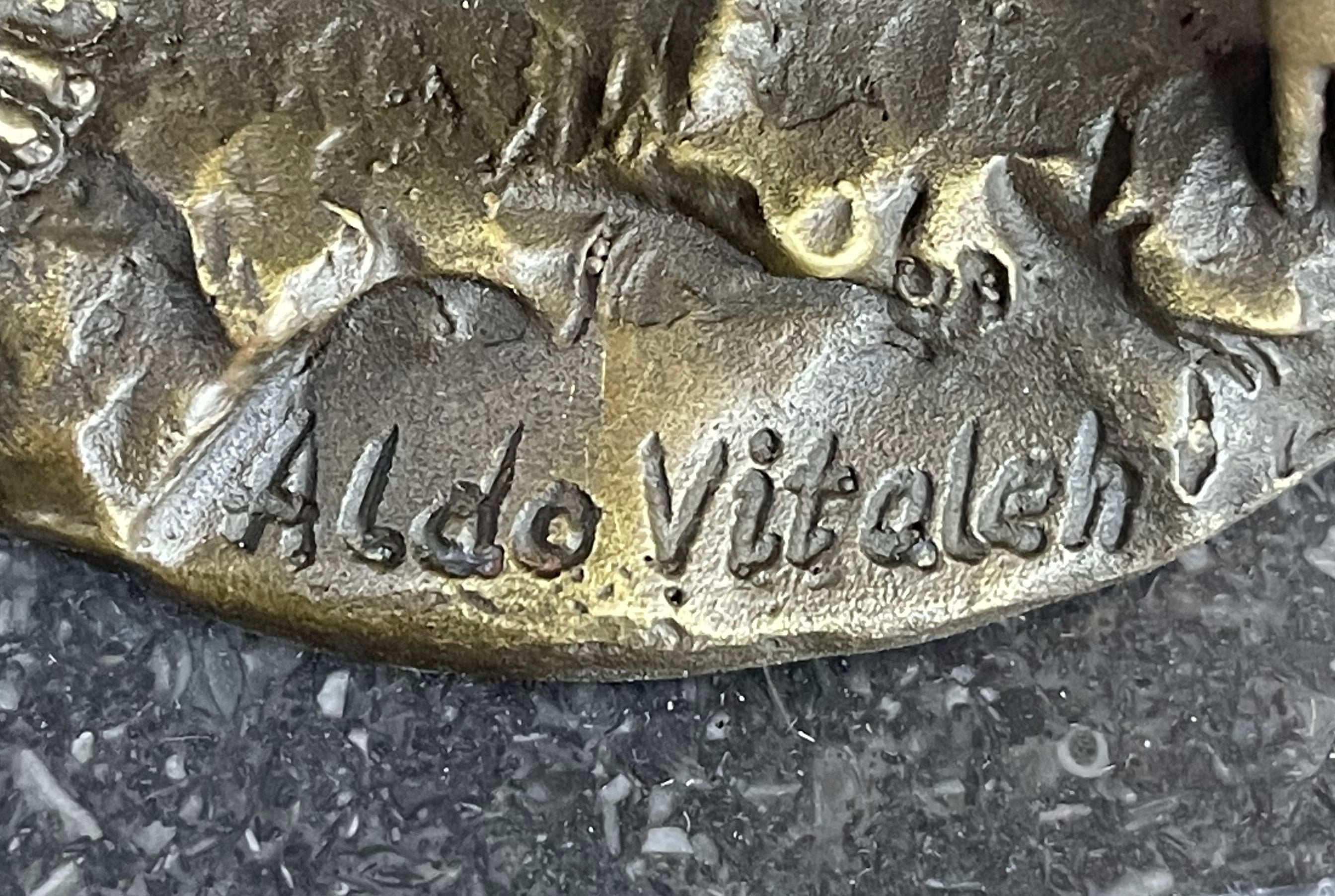 Signed Italian Artist Vitaleh Sexy Woman Bronze Sculpture