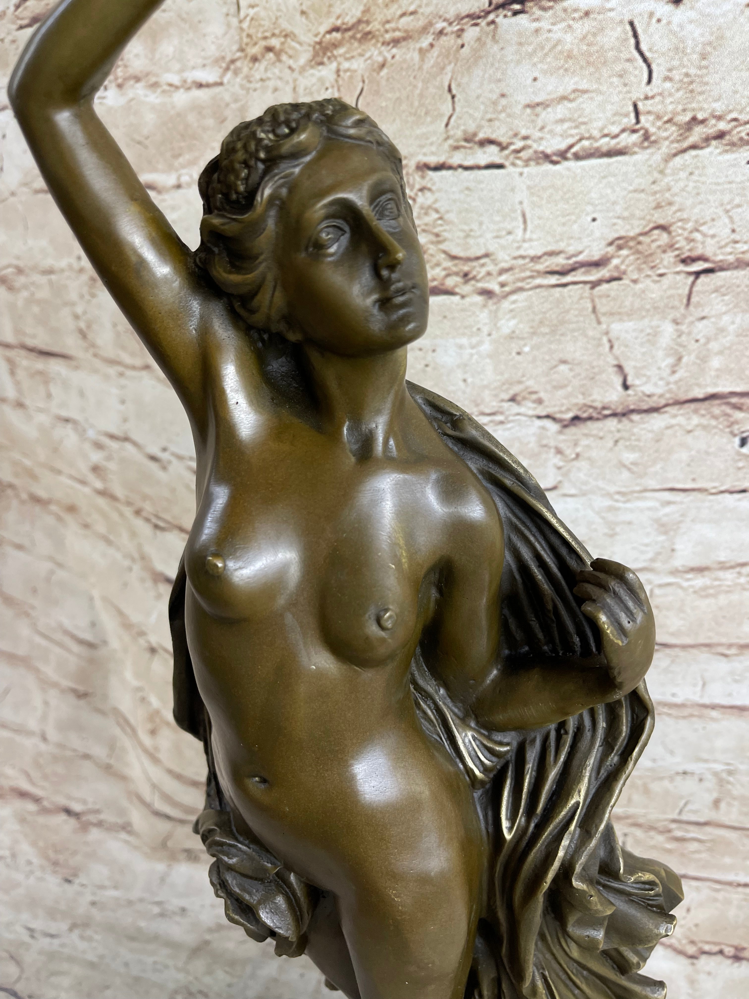 Nude Roman Greek Goddess Female Figure Bronze Sculpture 20" x 7"