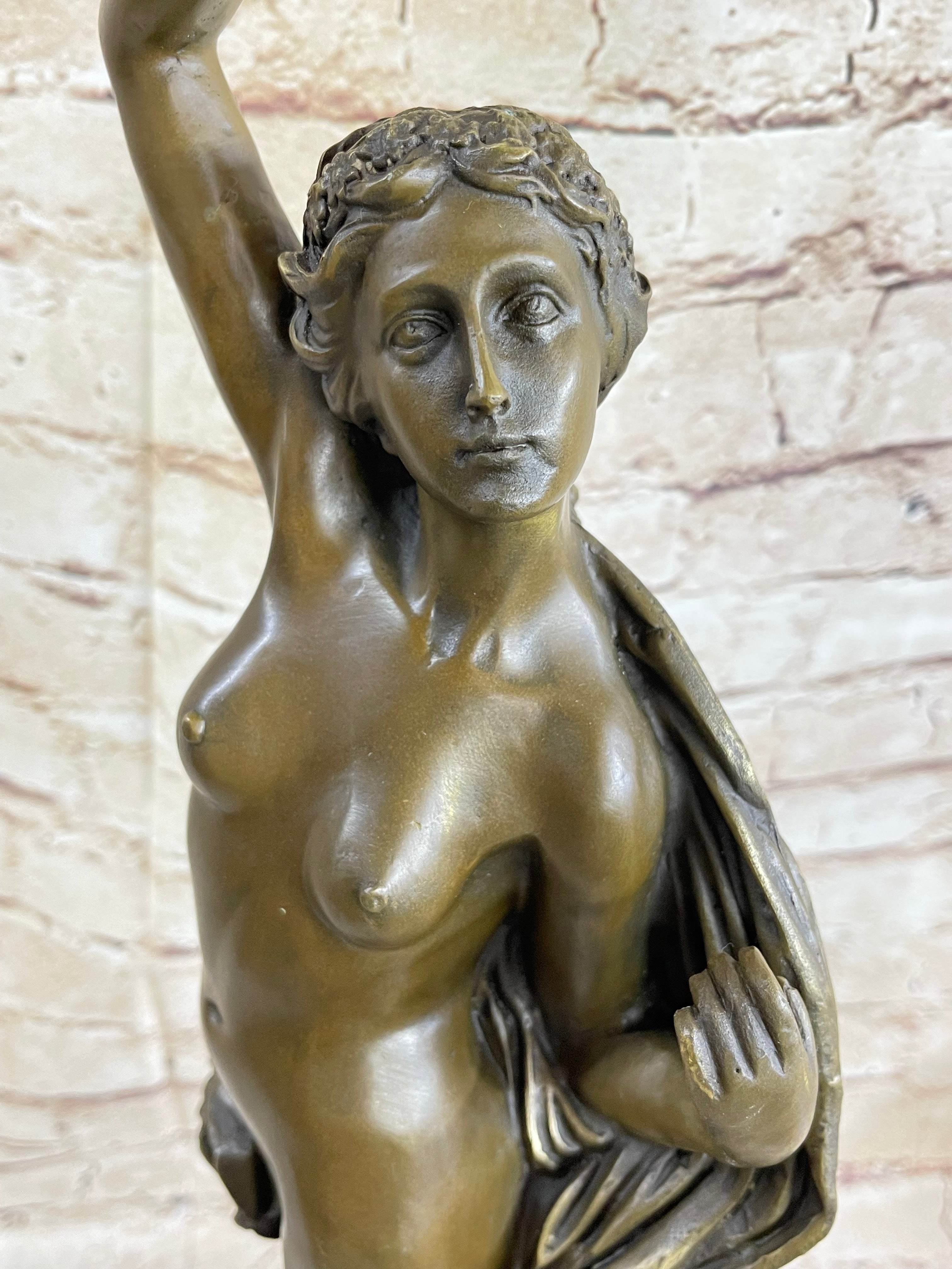 Nude Roman Greek Goddess Female Figure Bronze Sculpture 20" x 7"