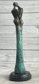 Bronze Sculpture of Kissing Embracing Romantic Couple Lovers