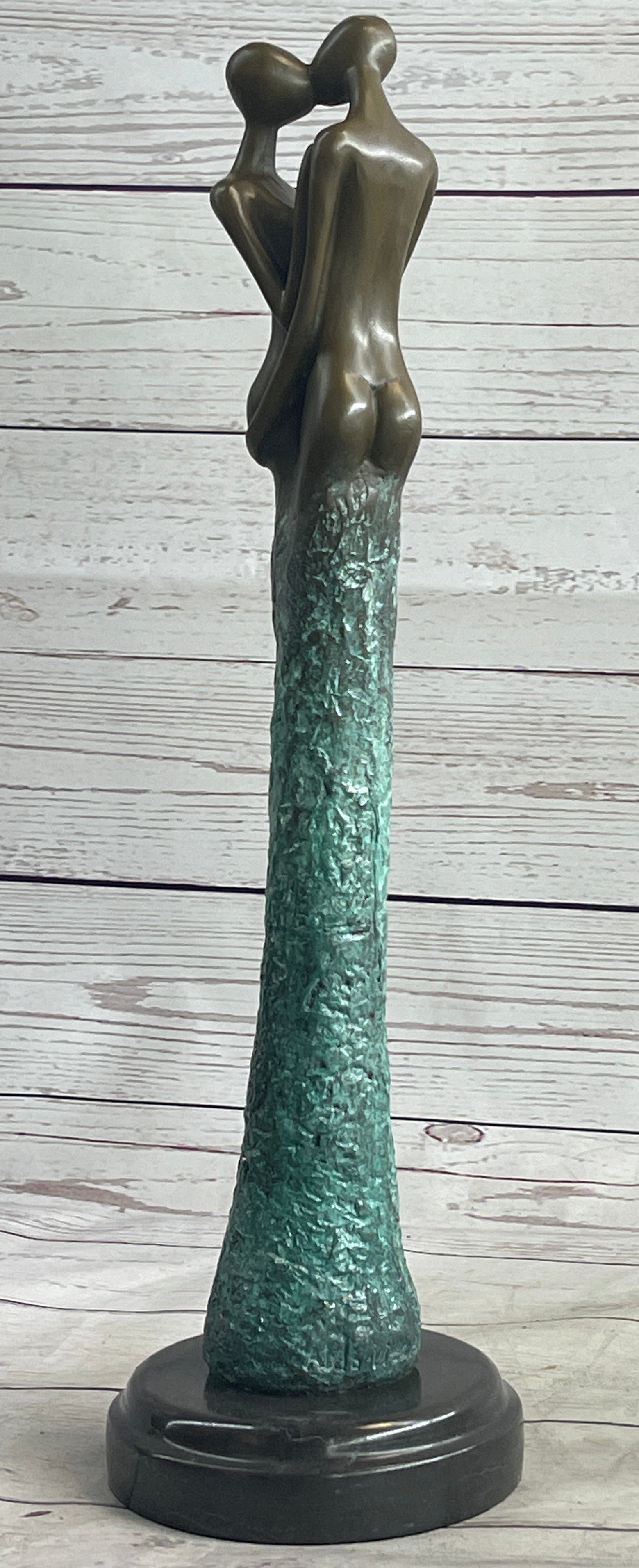 Bronze Sculpture of Kissing Embracing Romantic Couple Lovers