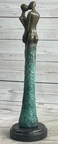 Bronze Sculpture of Kissing Embracing Romantic Couple Lovers