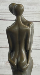 Bronze Sculpture of Kissing Embracing Romantic Couple Lovers