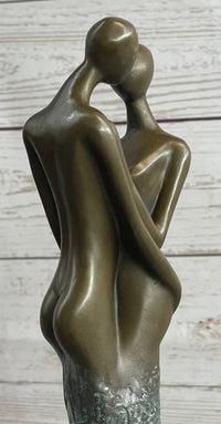 Bronze Sculpture of Kissing Embracing Romantic Couple Lovers