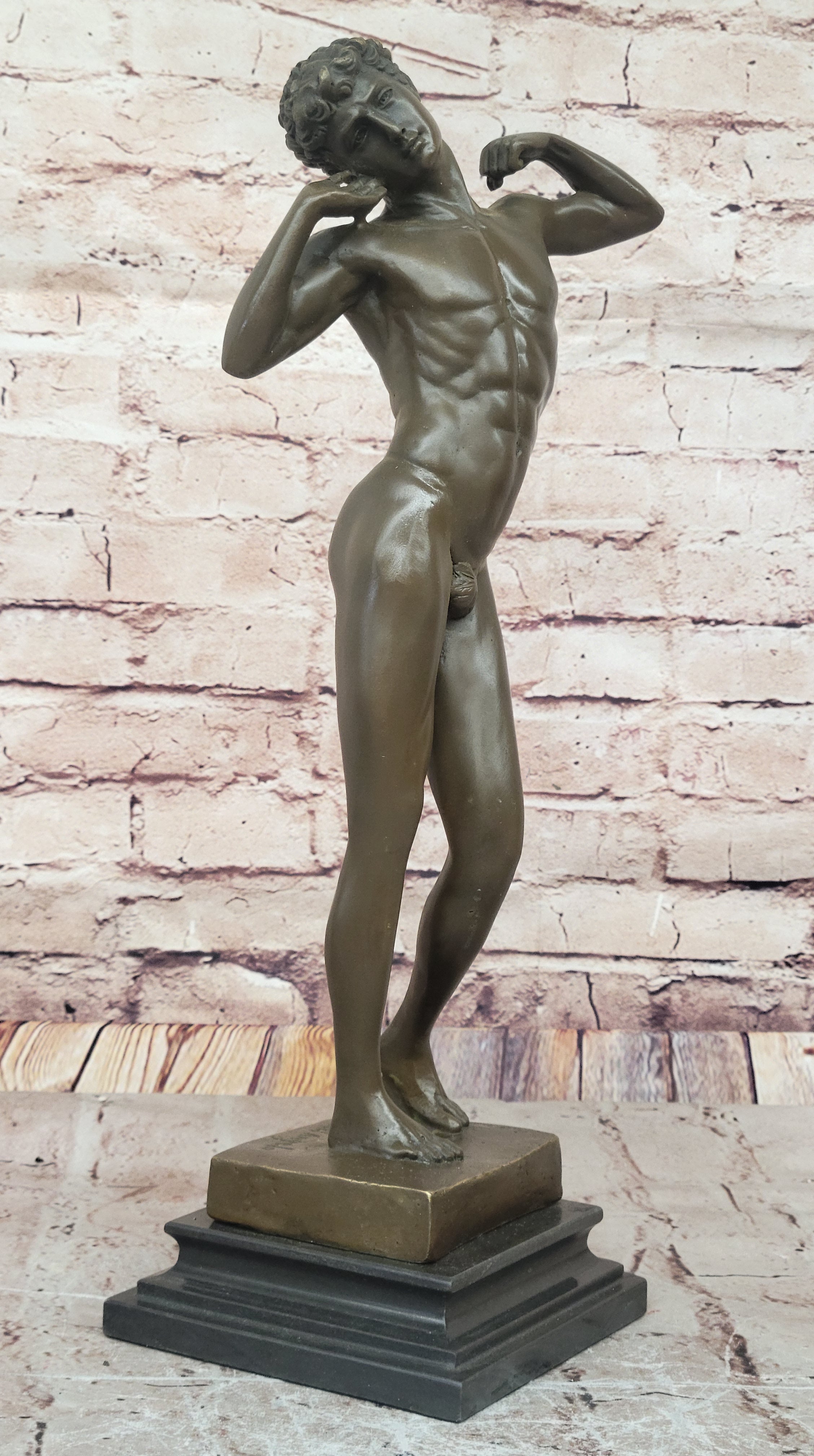 Classical Male Nude Bronze – Graceful Renaissance-Inspired Sculpture
