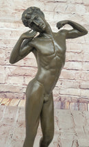 Classical Male Nude Bronze – Graceful Renaissance-Inspired Sculpture