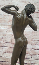 Classical Male Nude Bronze – Graceful Renaissance-Inspired Sculpture