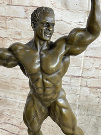 Bodybuilder Muscle Man Mr Universe Bronze Trophy 21" x 10"