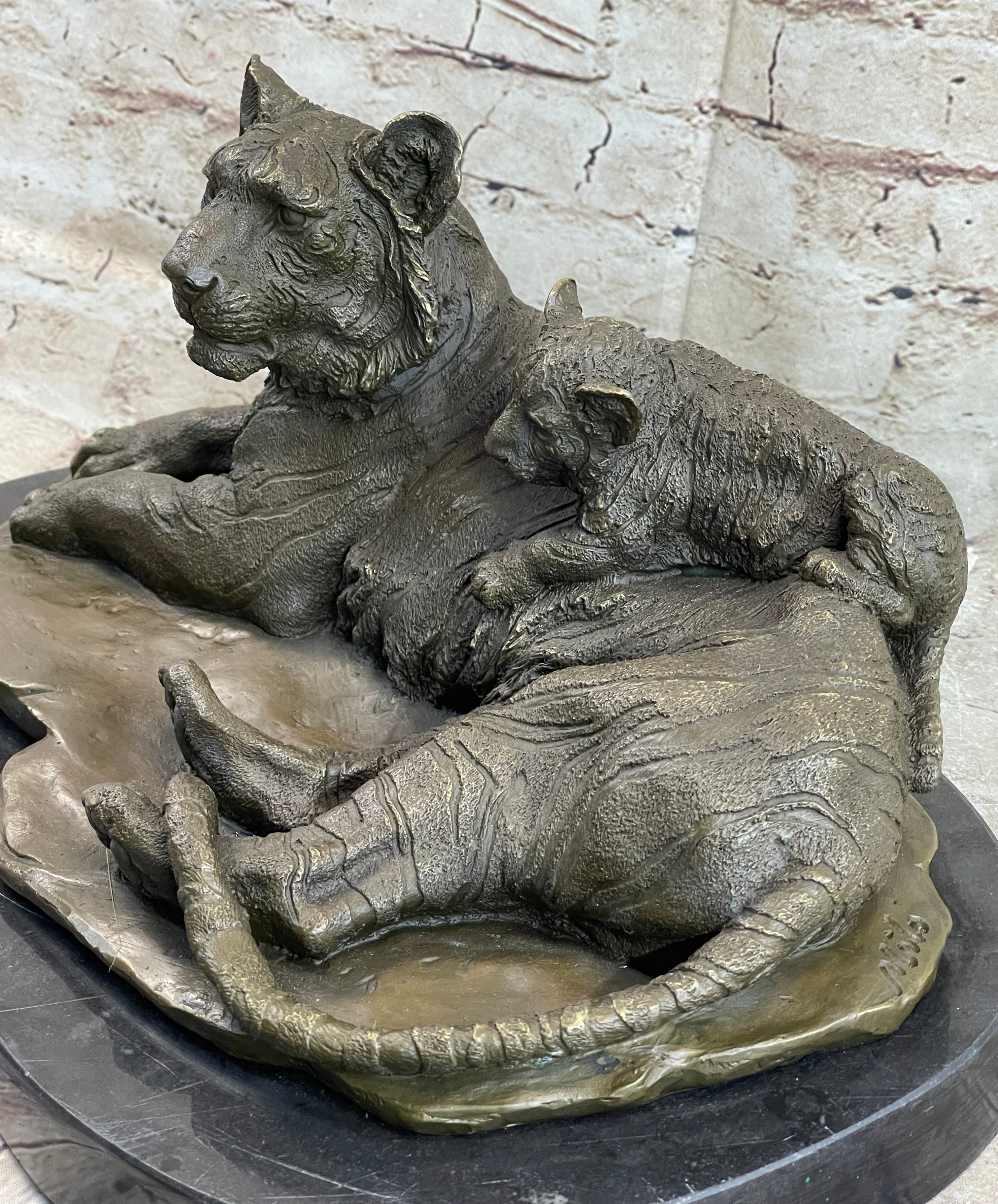 Tiger Family Mother & Cub Bronze Sculpture 8" x 16"