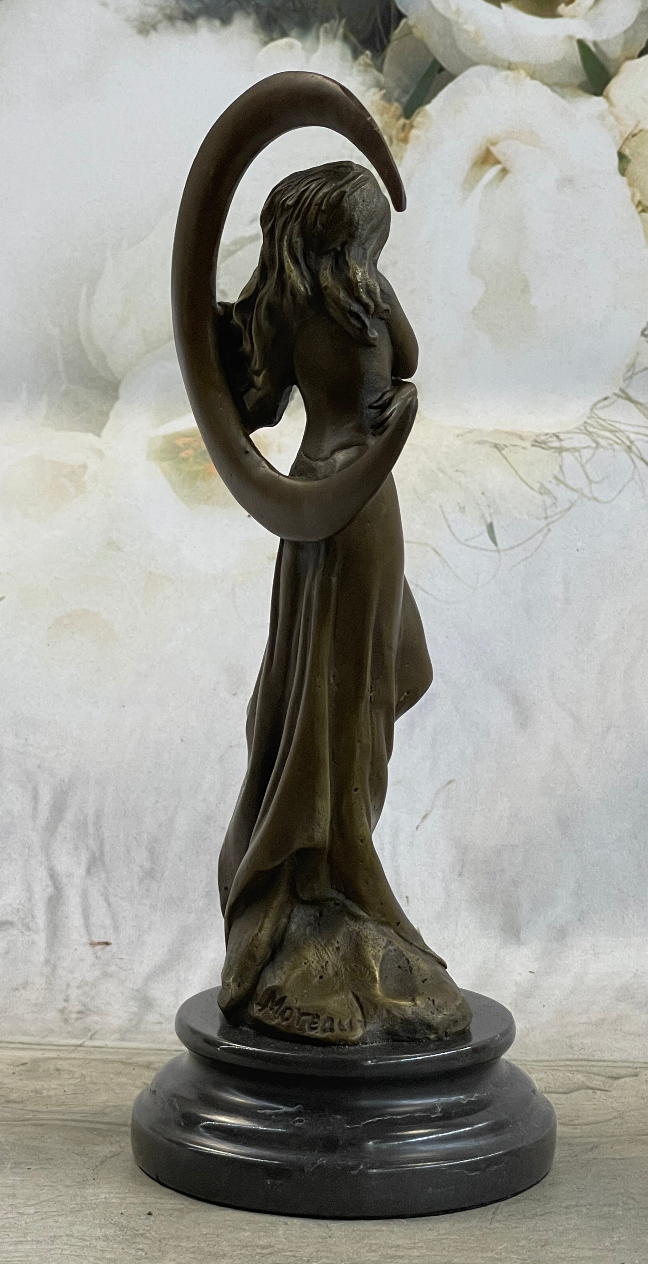 Aphrodite ~ Goddess of Love & Beauty (Venus) Bronze 10''
