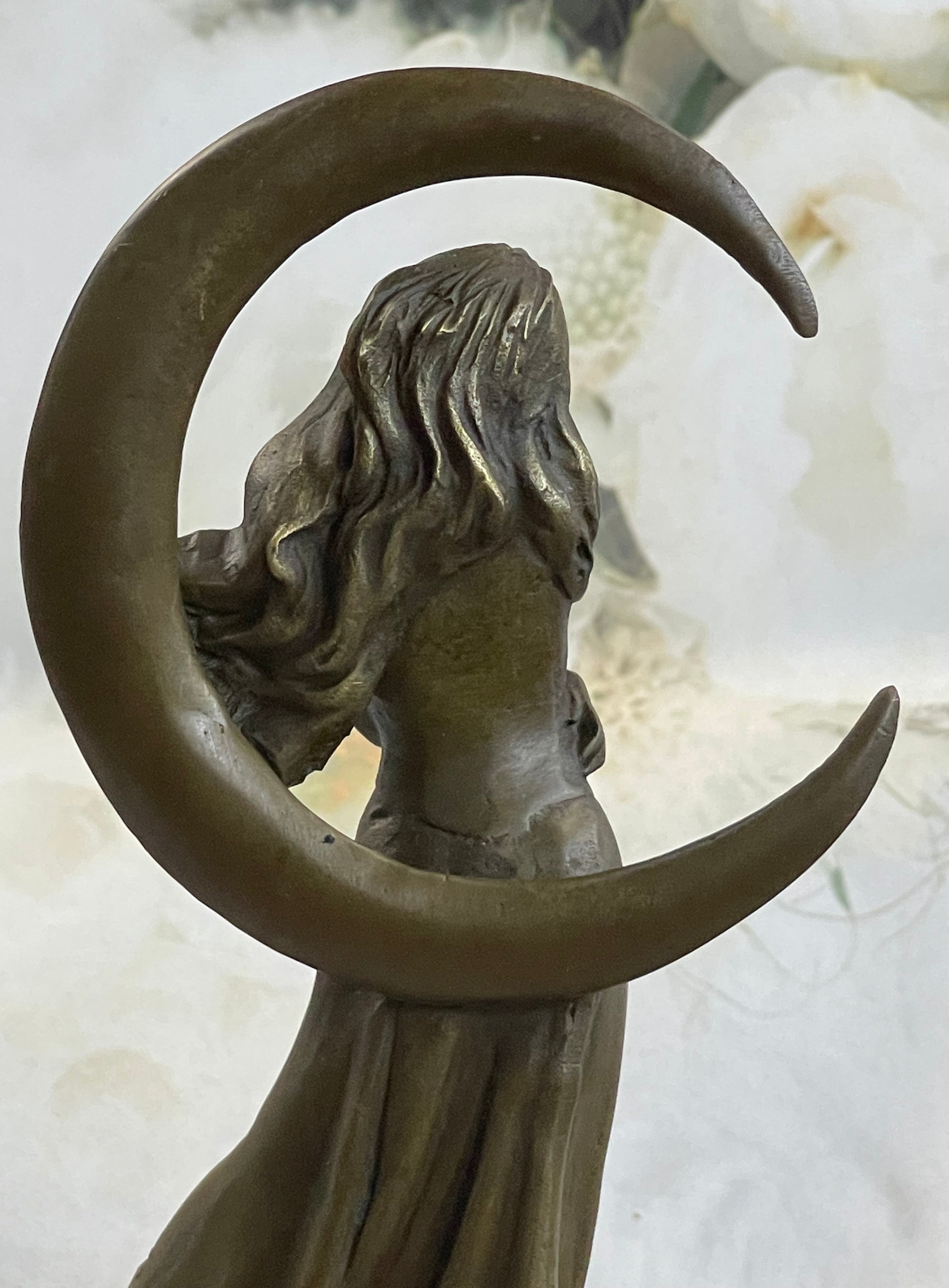 Aphrodite ~ Goddess of Love & Beauty (Venus) Bronze 10''