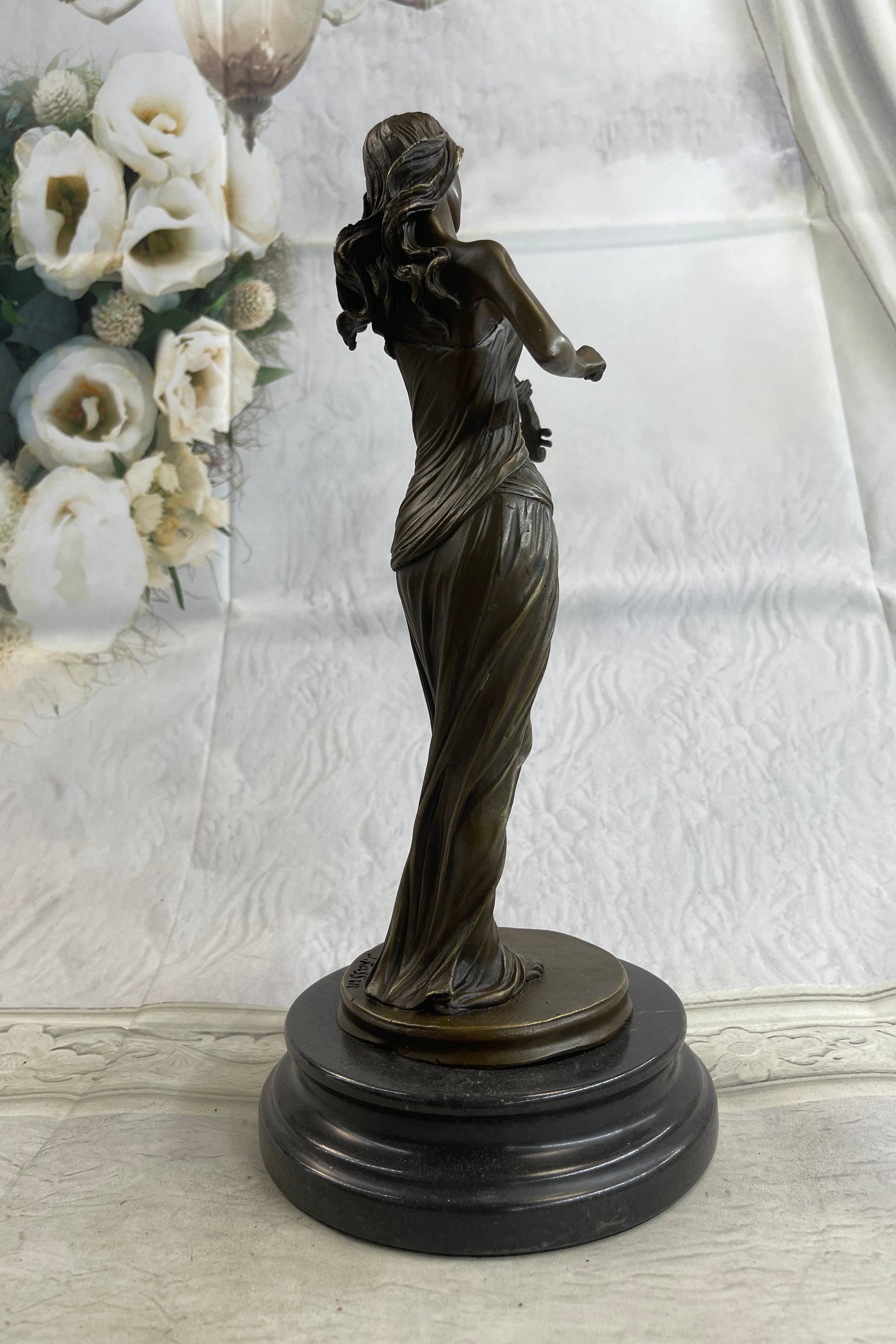 Brown Patina Bronze Violin Player Marble Sculpture