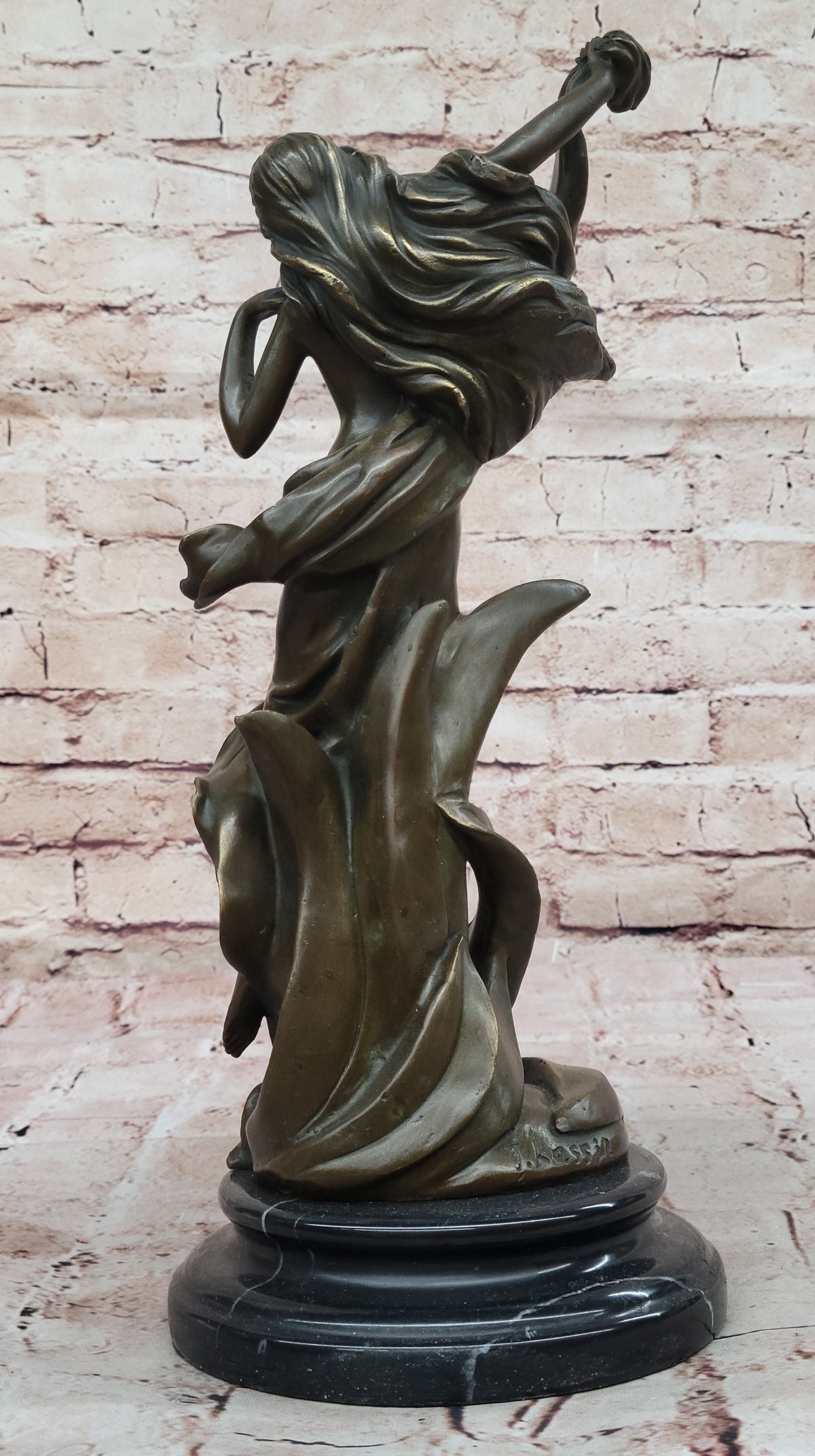 Bronze Art Nouveau Lady Sculpture – Elegant Flowing Female