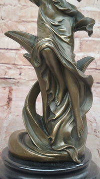 Bronze Art Nouveau Lady Sculpture – Elegant Flowing Female