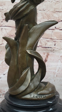 Bronze Art Nouveau Lady Sculpture – Elegant Flowing Female