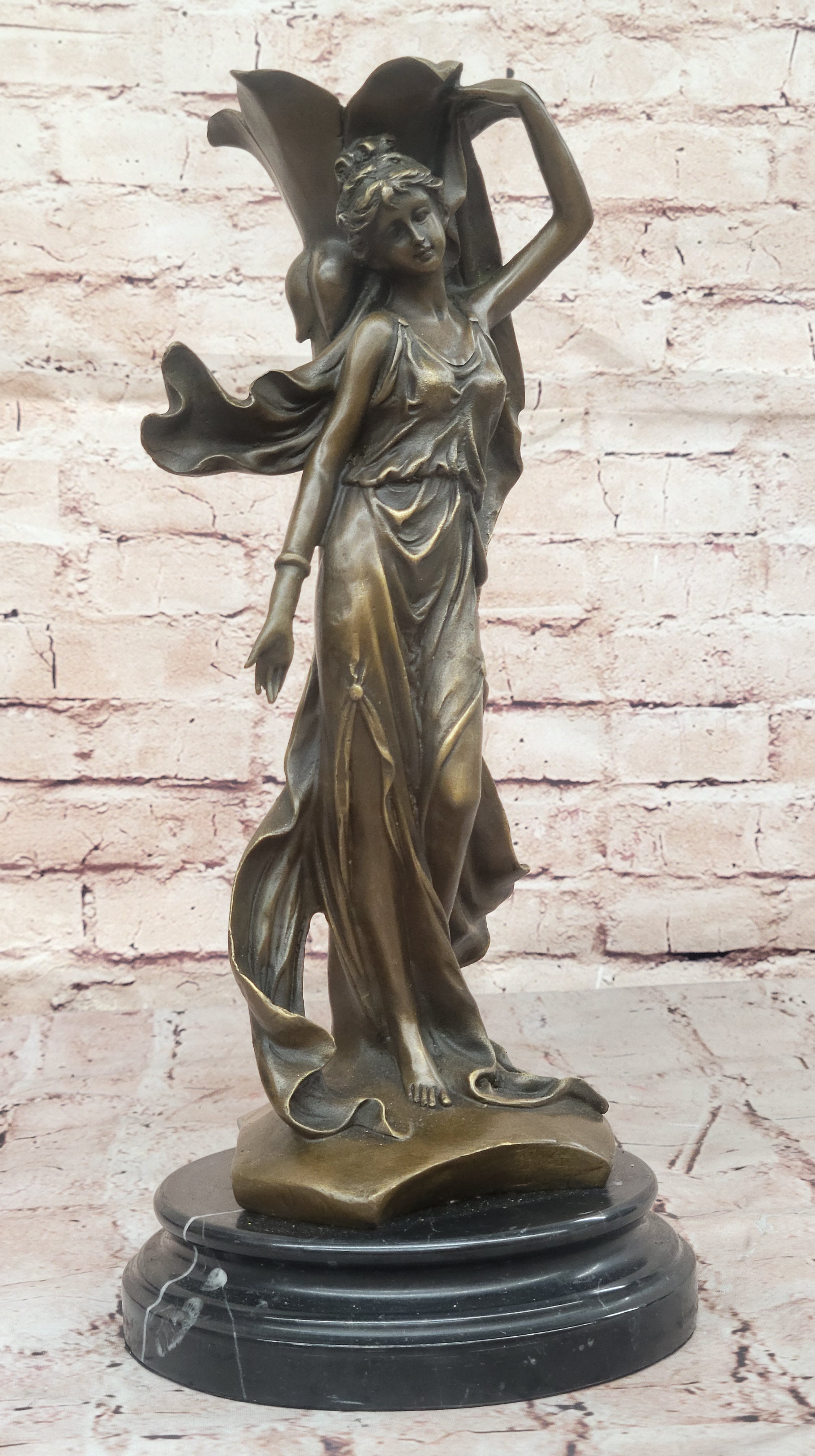 Bronze Art Nouveau Lady – Flowing Gown Sculpture