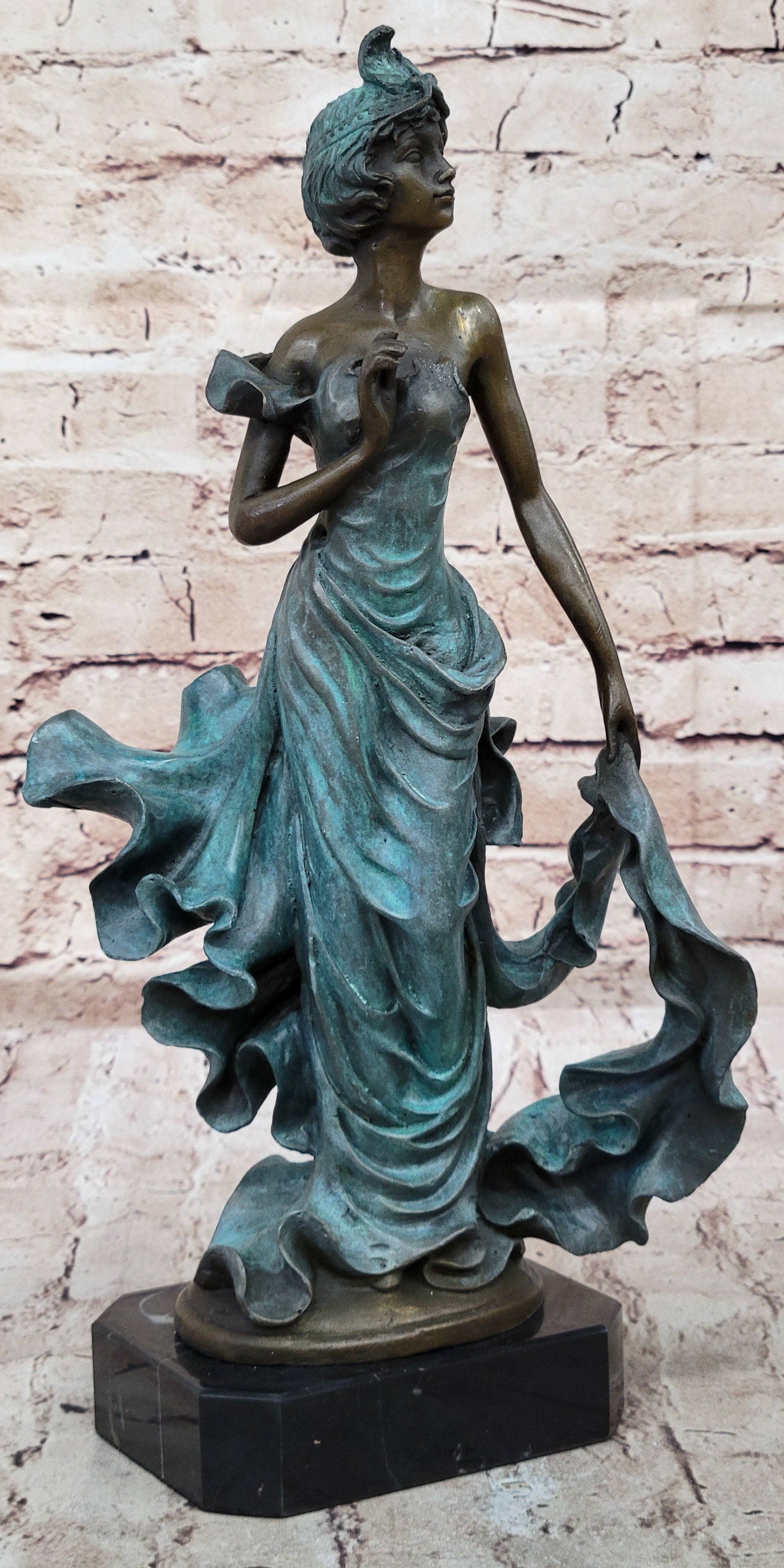 Las Vegas Follies Actress Genuine Bronze Sculpture by Patoue