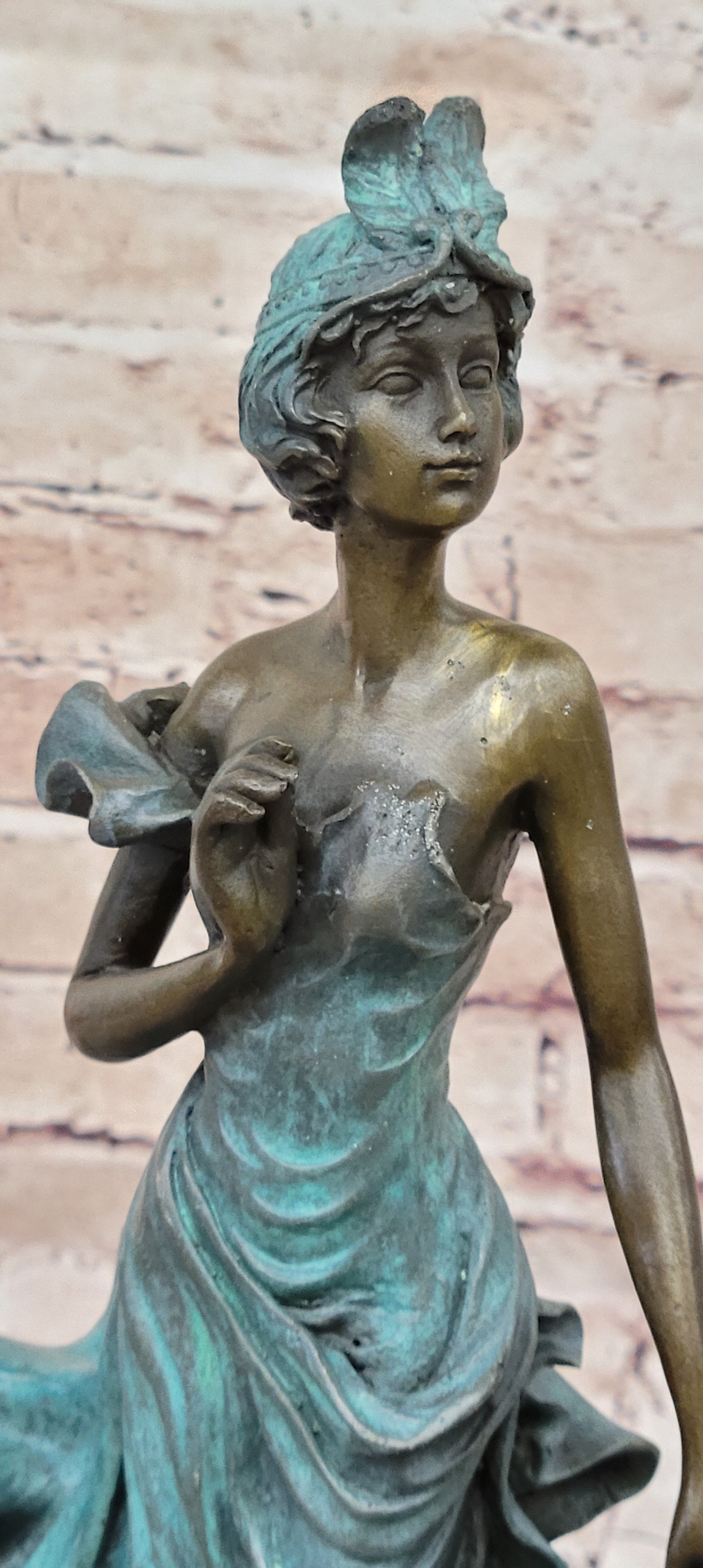 Las Vegas Follies Actress Genuine Bronze Sculpture by Patoue