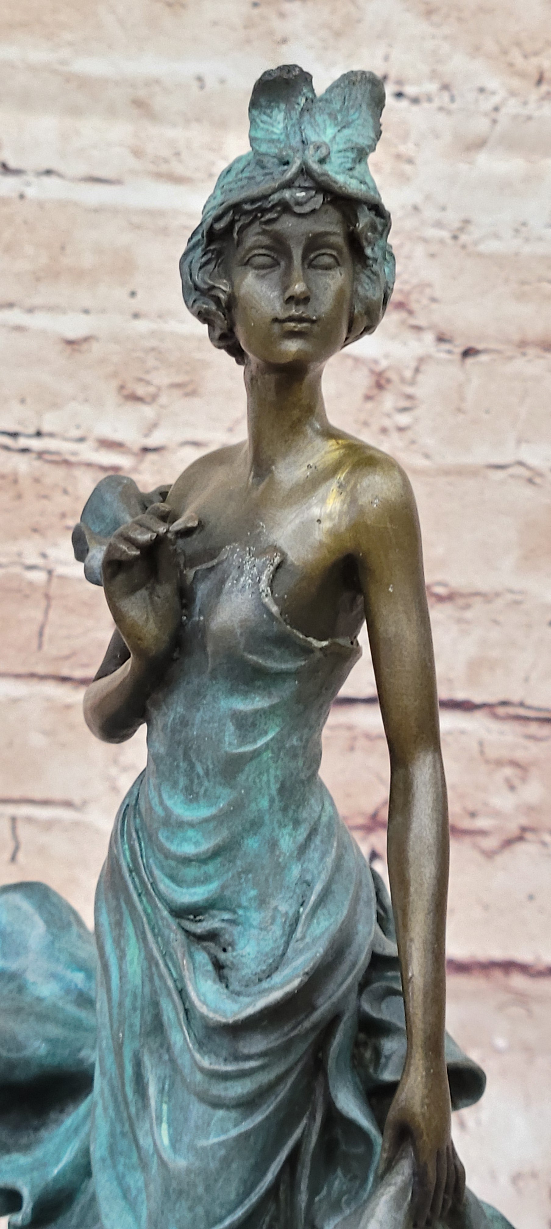 Las Vegas Follies Actress Genuine Bronze Sculpture by Patoue