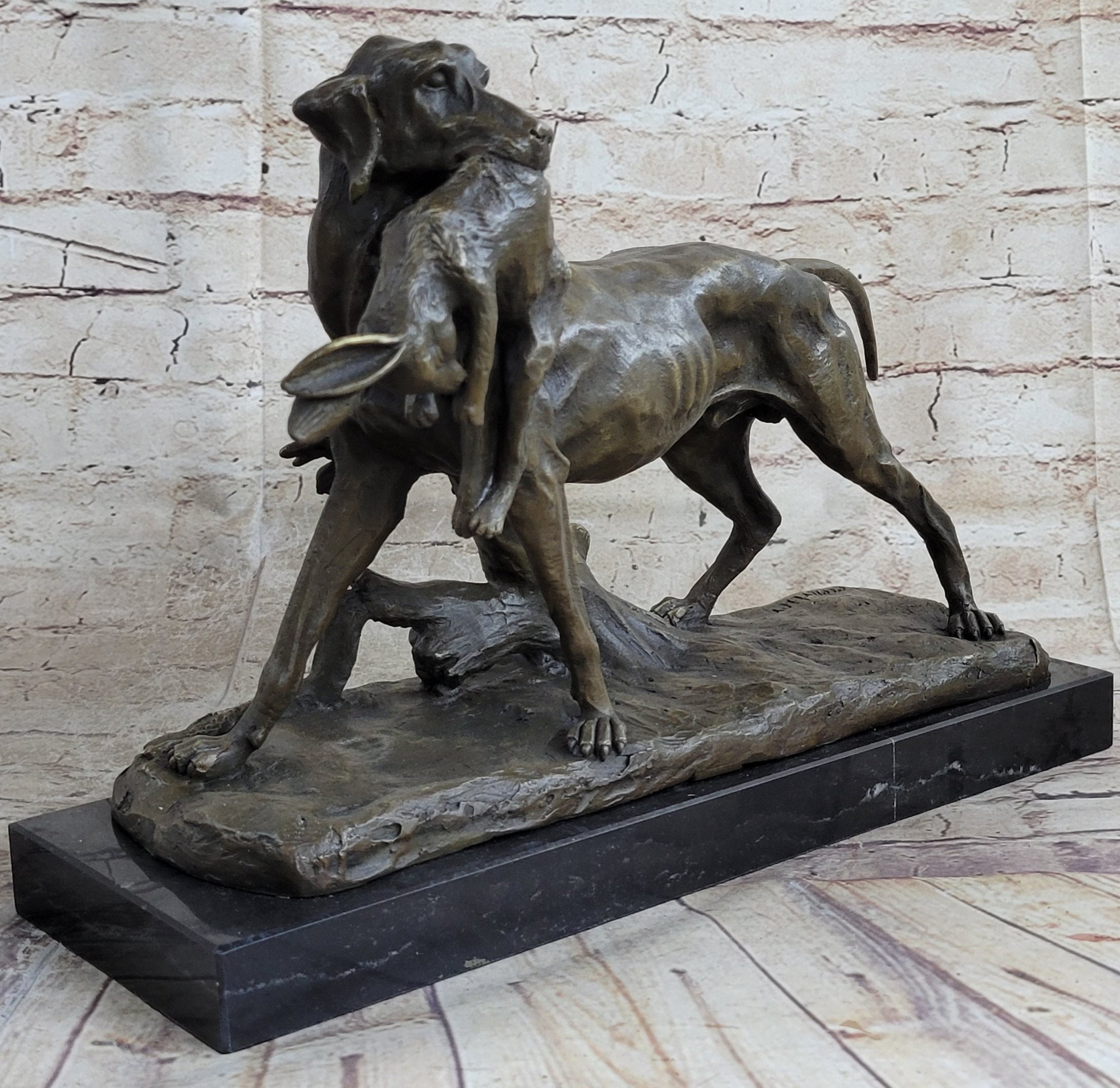Hot Cast Bronze Sculpture of Hunting Dog Retriever with Rabbit