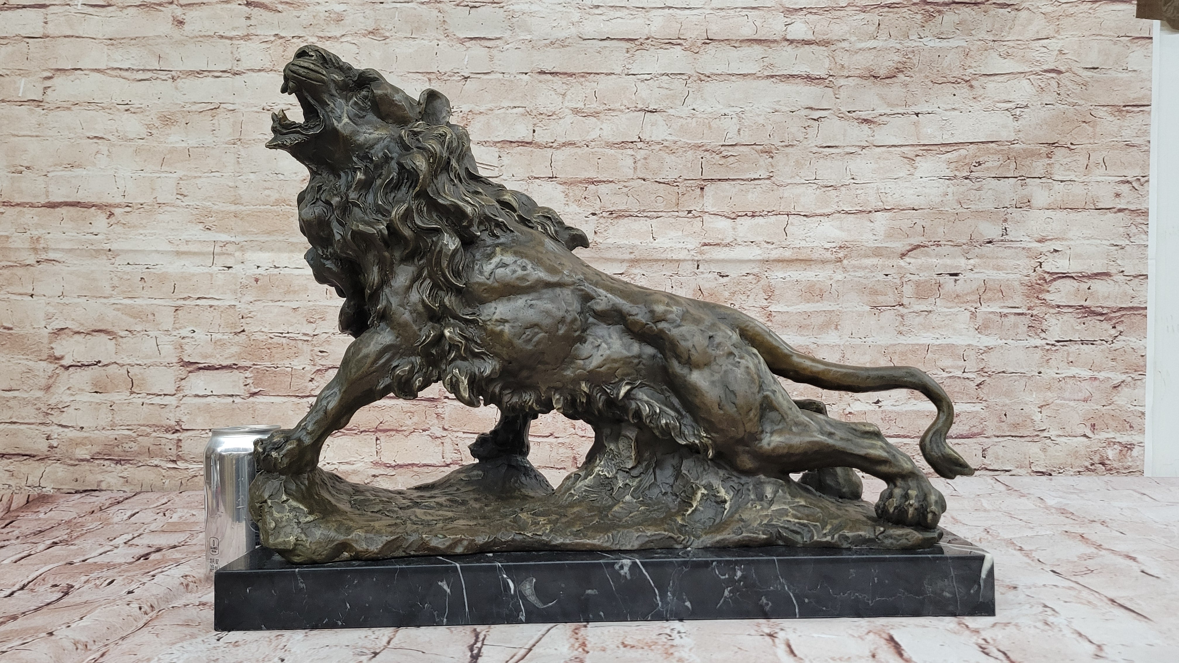 Bronze Lion Roaring – Wildlife Sculpture on Marble Base