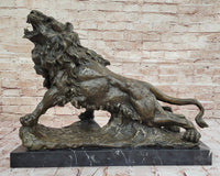 Bronze Lion Roaring – Wildlife Sculpture on Marble Base