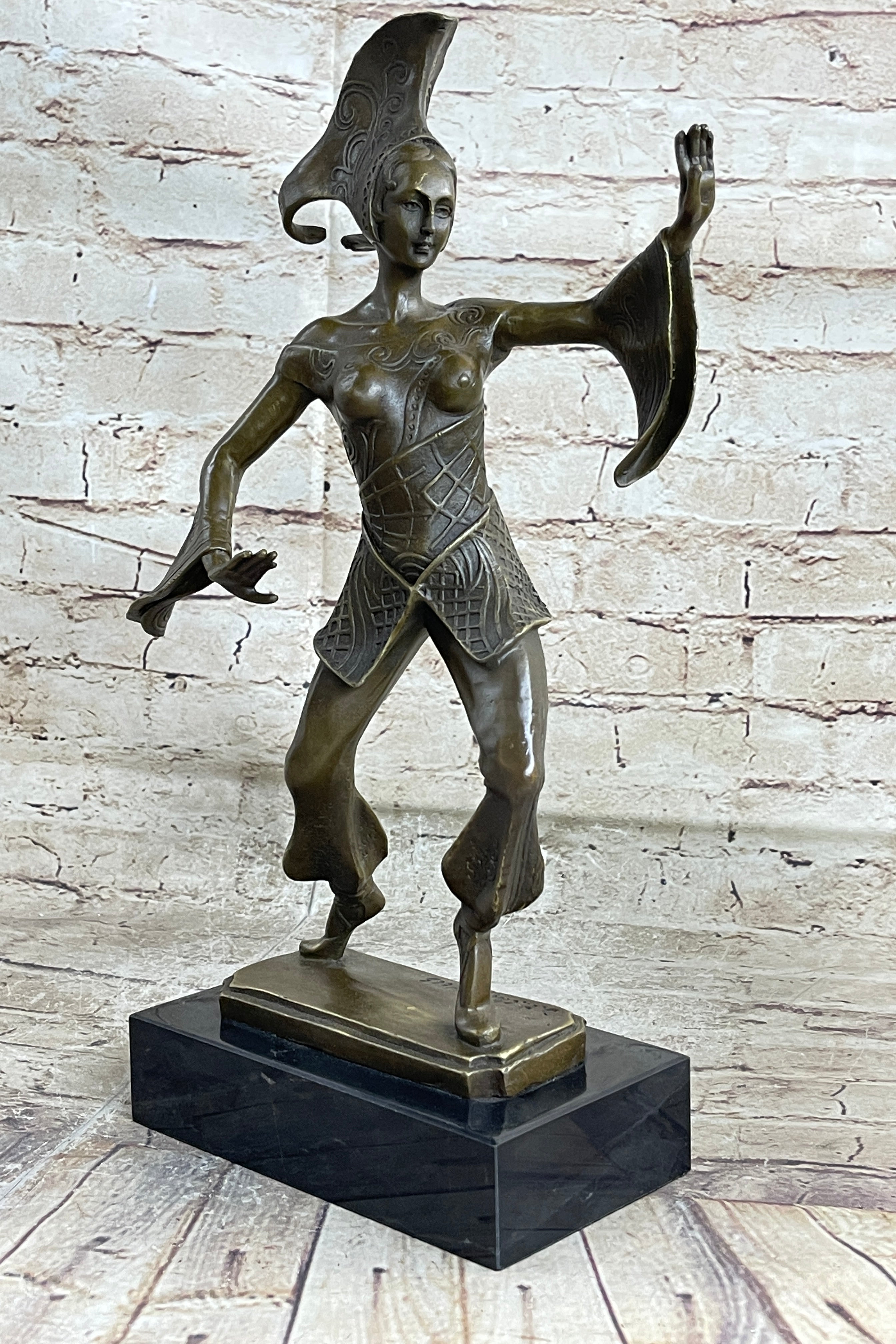 Signed Bronze Art Deco Sculpture by Dimitri Chiparus 38 CM