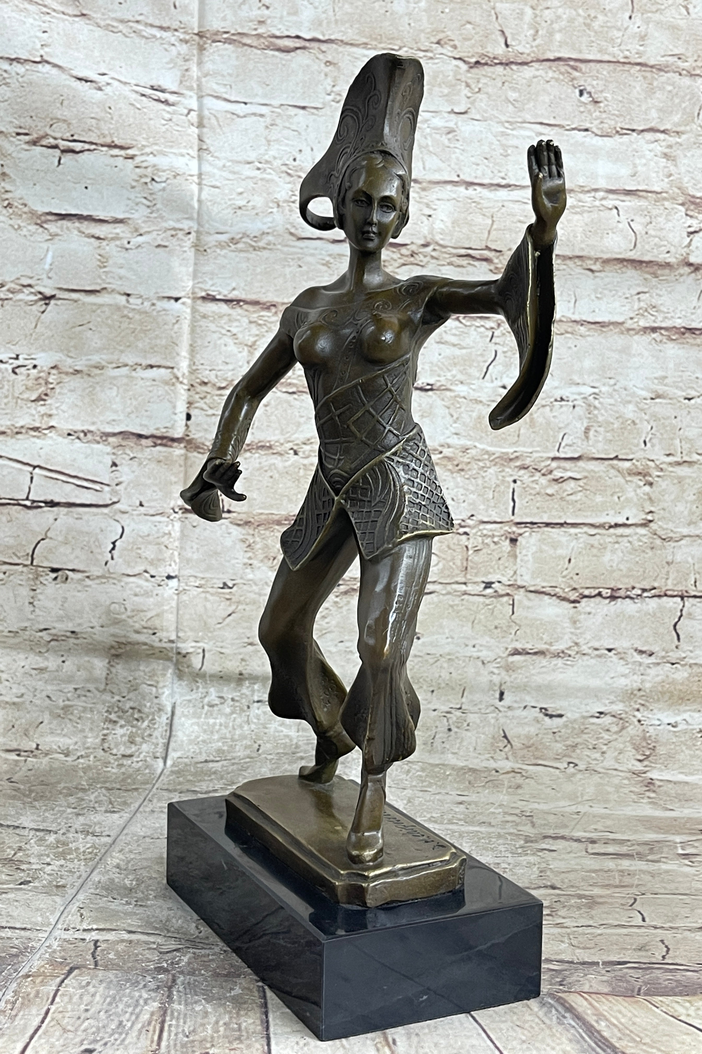 Signed Bronze Art Deco Sculpture by Dimitri Chiparus 38 CM