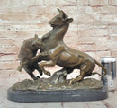 Bronze Panther Attacking Bull – Wildlife Scene on Marble Base